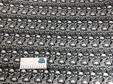 Baumwoll-Stoff Totenkopf Schwarz Bunt Nr 3401