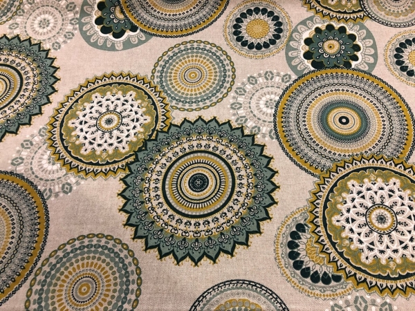 Schwere Baumwolle Stoff Mandala Grün Bunt Nr 4369