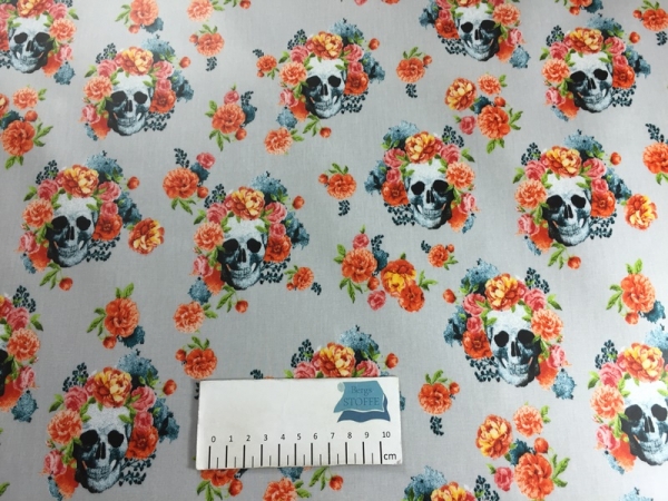 Beschichtete Baumwolle Totenkopf Grau Bunt Nr 2646